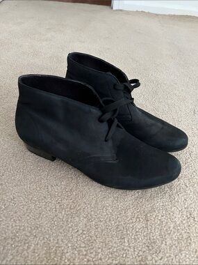 Munro “Sloane” Lace Up Bootie - Size 12